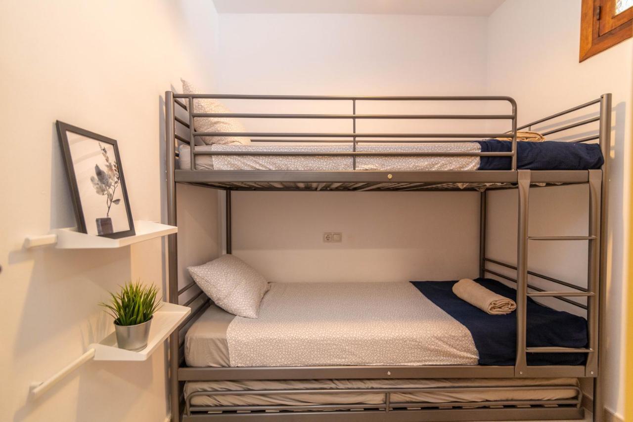 Lovely Cozy 2-Bedroom Residential Home With Patio ベナルマデナ エクステリア 写真