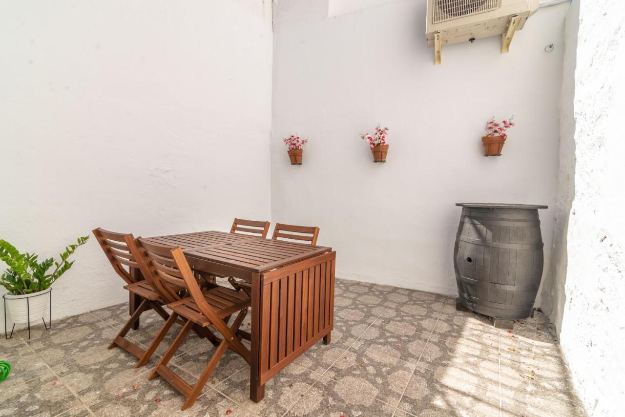 Lovely Cozy 2-Bedroom Residential Home With Patio ベナルマデナ エクステリア 写真