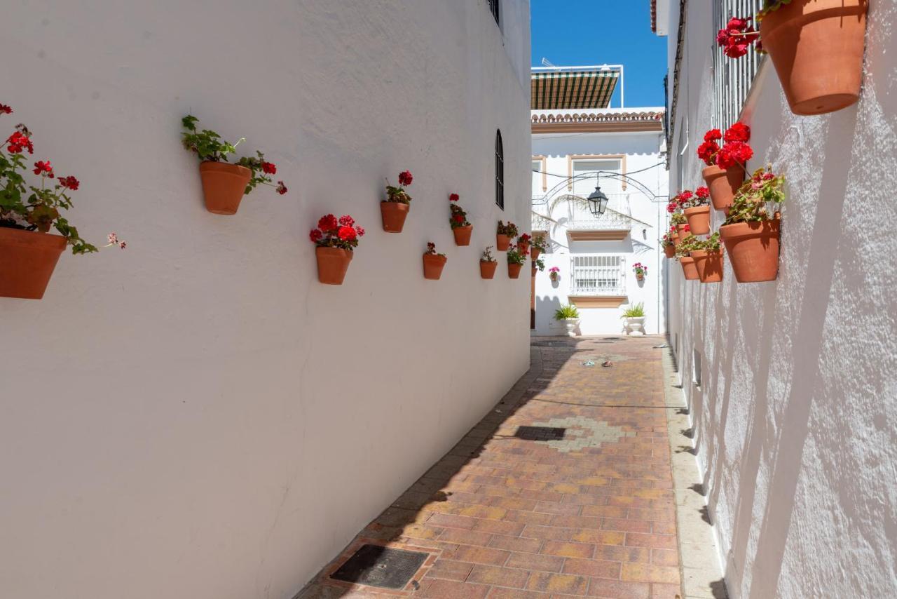 Lovely Cozy 2-Bedroom Residential Home With Patio ベナルマデナ エクステリア 写真